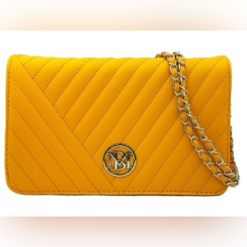 NWT Badgley Mischka Quilted Leather